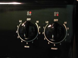 Milwaukee oven repair can fix oven controls